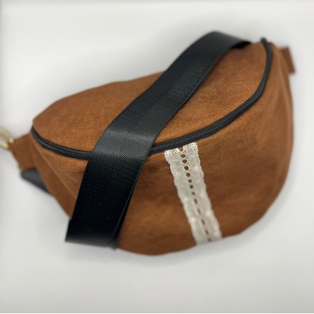 Sac banane suedine  et dentelle