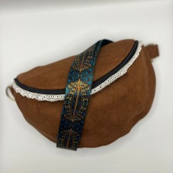 Sac banane suedine et dentelle