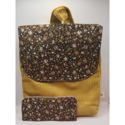 Sac à dos jaune moutarde