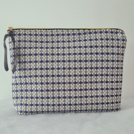 Trousse motifs jacquard